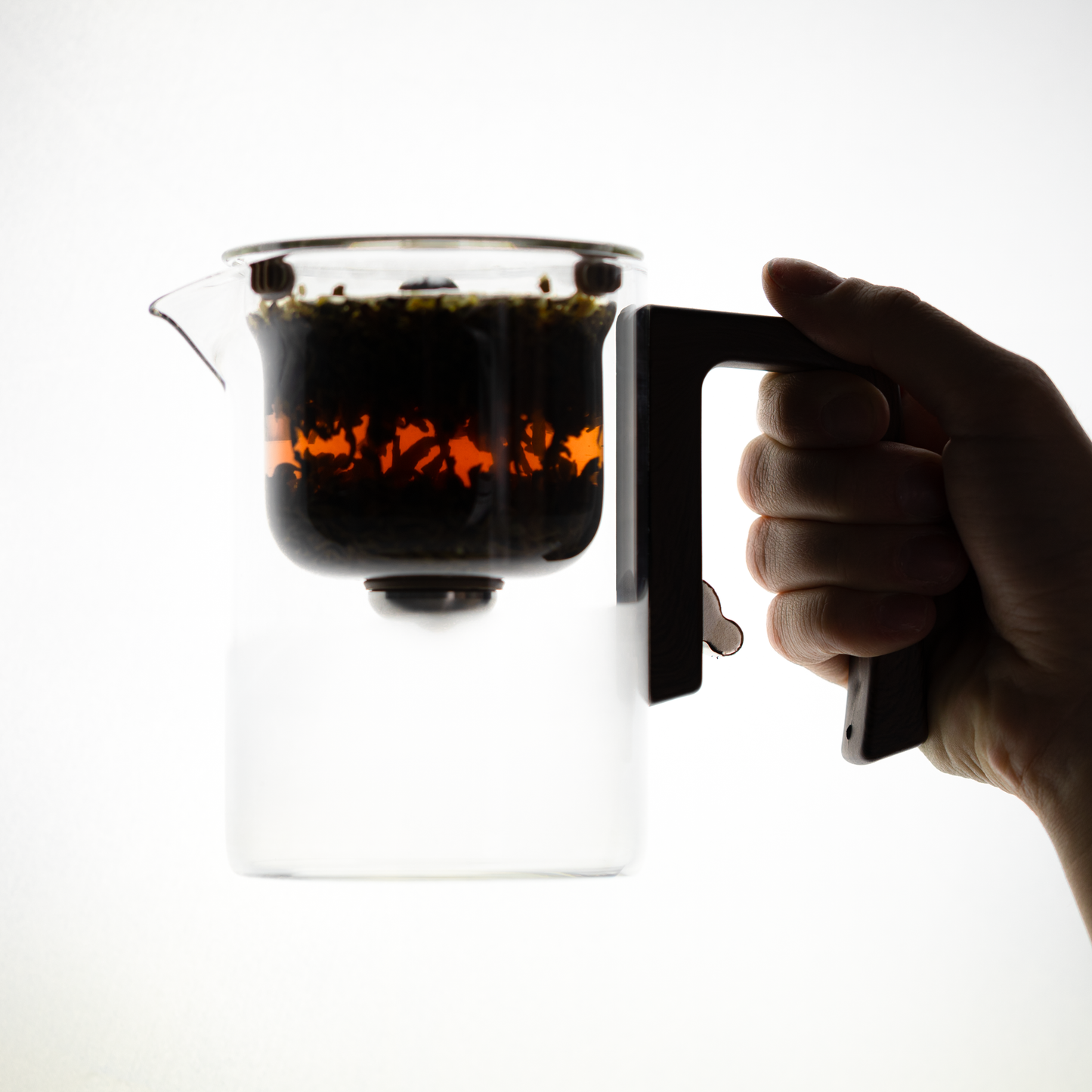 Skleněná konvička s magnetickým filtrem TeaFlow